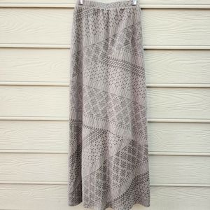 CHICO'S Two-Tone Geometric Pattern Maxi Skirt